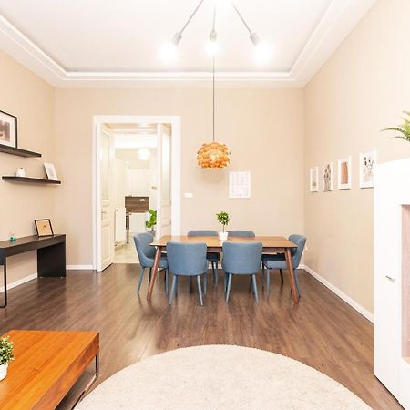 Spacious Luxury Apartment At The Heart Of Budapešť Exteriér fotografie