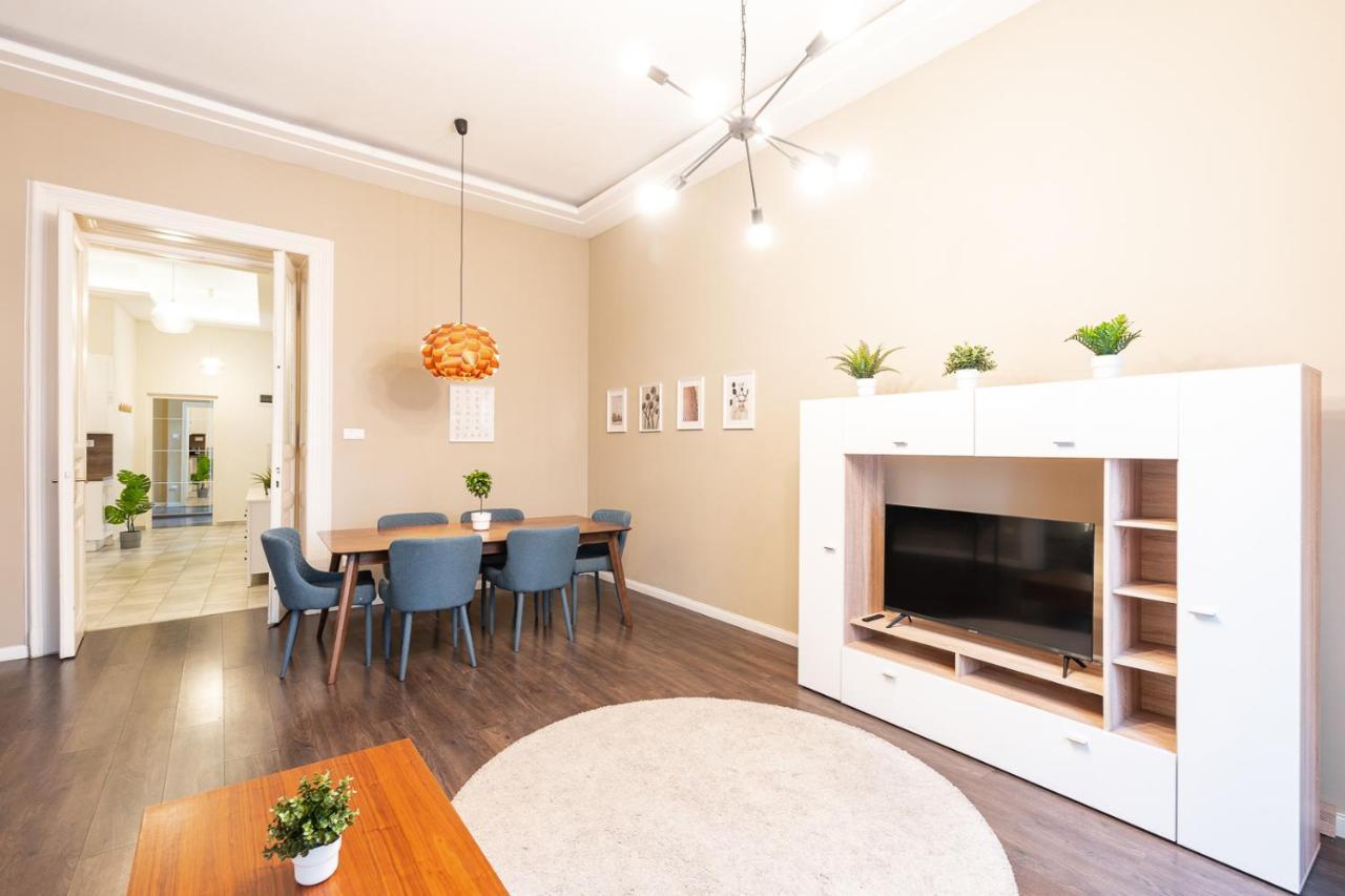 Spacious Luxury Apartment At The Heart Of Budapešť Exteriér fotografie