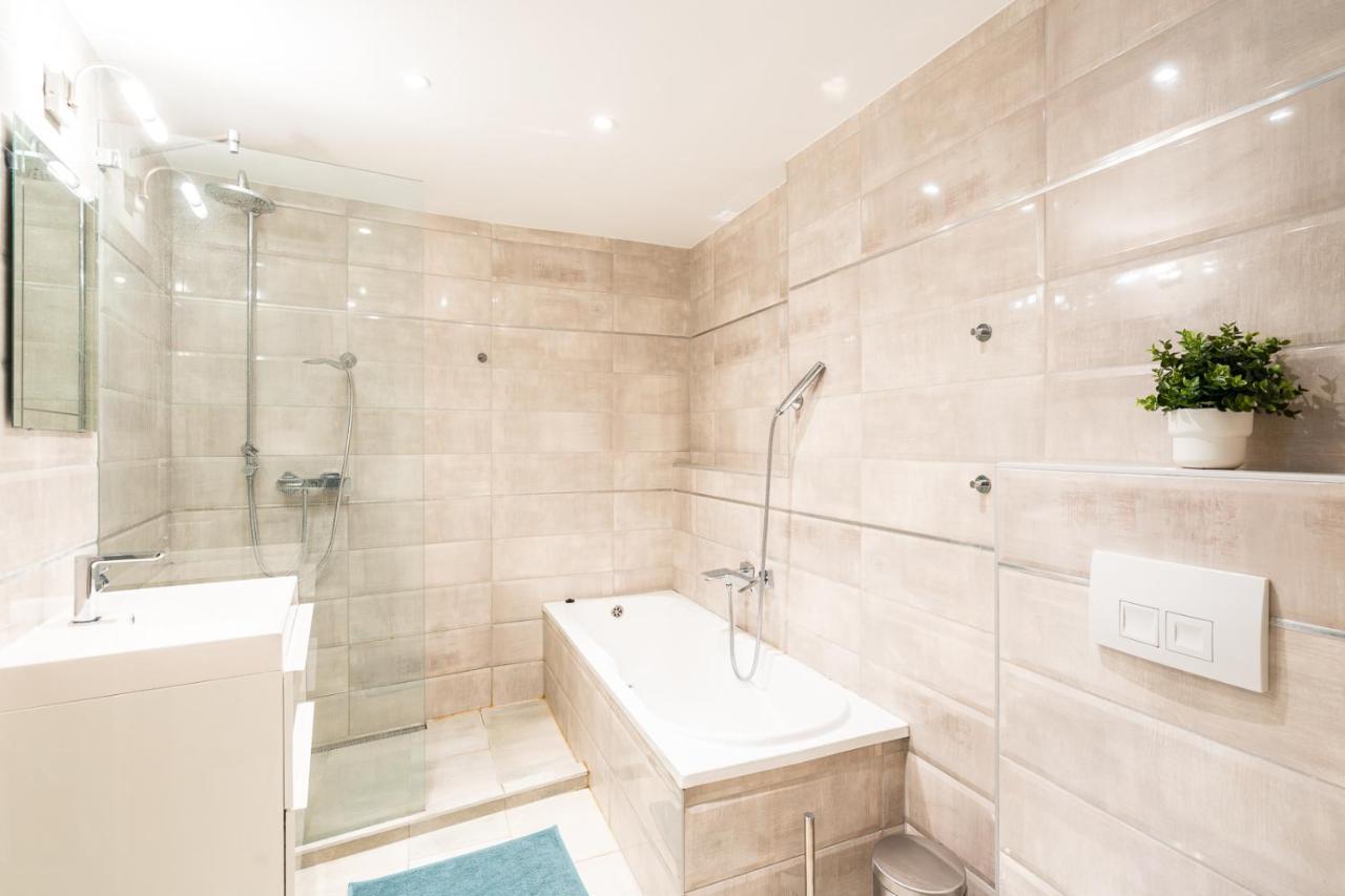 Spacious Luxury Apartment At The Heart Of Budapešť Exteriér fotografie